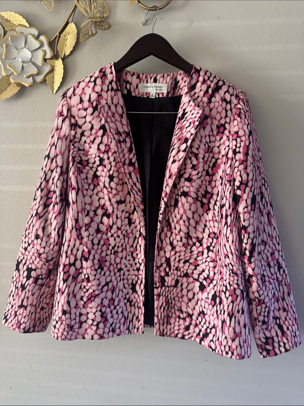 Collarless Pink & Black Patterned Open-Front Blazer